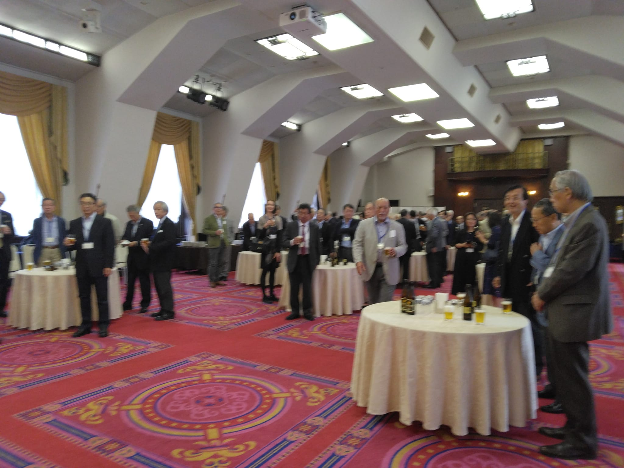 総会・中間報告会